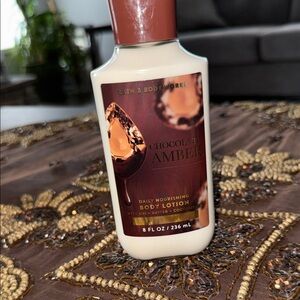Bath & Body Works Chocolate Amber Lotion - Cream and Brown